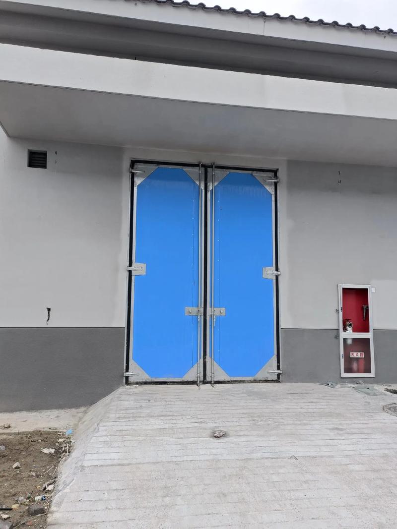 糧倉密閉門窗安裝實拍圖 鋼質防火門 安全與專業的深度剖析